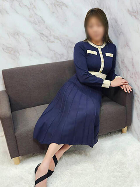 るる 熟女家 梅田店（待ち合わせ型デリヘル）