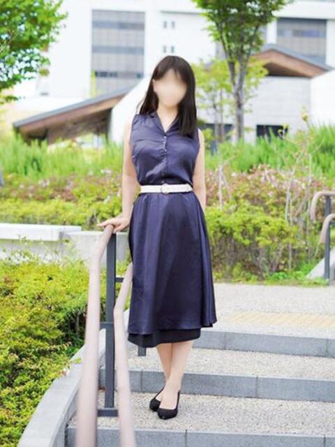 鈴木麗奈 こあくまな熟女たち 池袋店(KOAKUMAグループ)（人妻・熟女デリヘル）