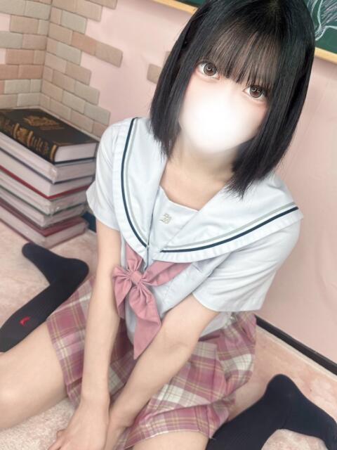 まろん 新宿ハンドメイド（手コキ・オナクラ）