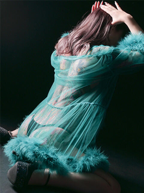 すず 梅田ゴールデン倶楽部（店舗型痴女ヘルス）