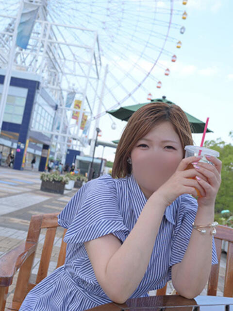 まき 梅田ゴールデン倶楽部（店舗型痴女ヘルス）