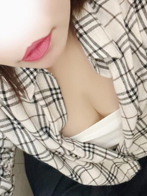 じゅん敏感潮吹きFカップ ぴゅあぱい松戸♡ぽちゃかわ巨乳専門（ぽっちゃりデリヘル）