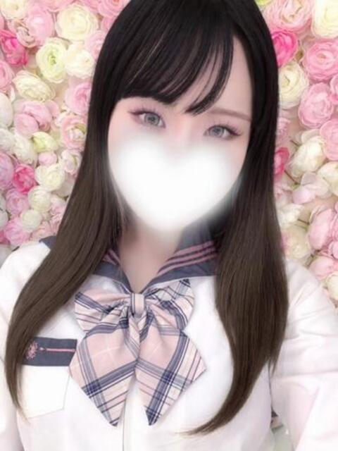 らら　モデル級の未経験美少女♡ AROMA FACE NAKASU（ソープランド＆アロマエステ）