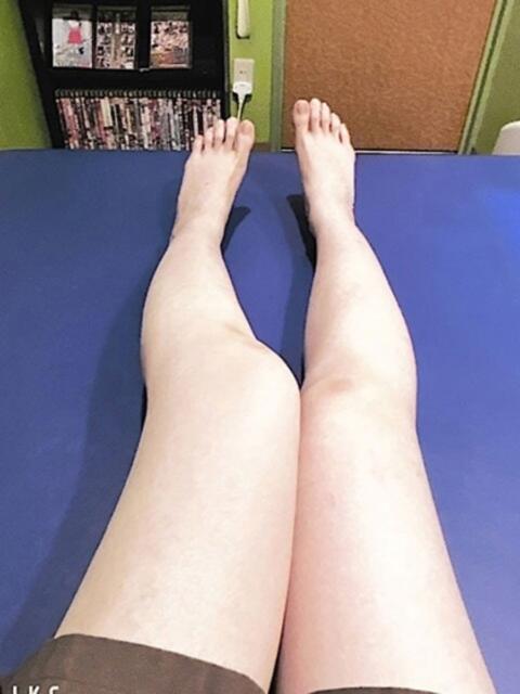 しおり ビデオDEはんど 名古屋校（ビデオBOX風手コキ店）