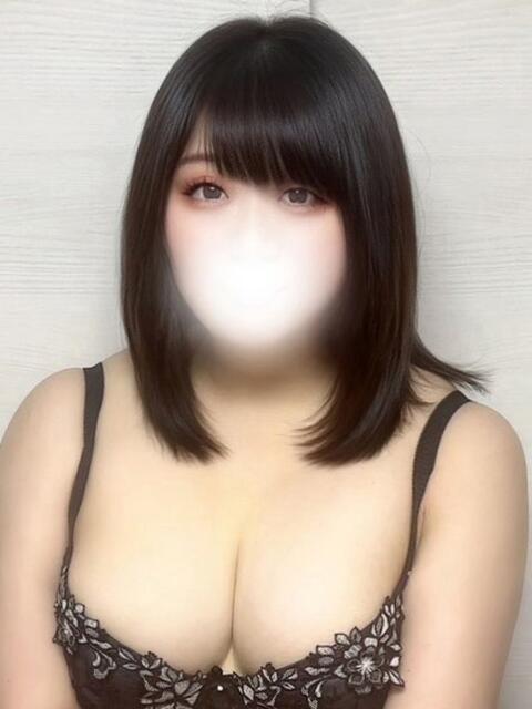 みく ぽっちゃり巨乳素人専門店ぷにめろ池袋店（ぽっちゃり系デリヘル）