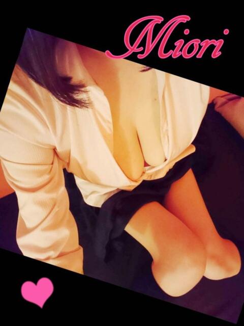 みおり タレント倶楽部アダルト（人妻デリヘル）