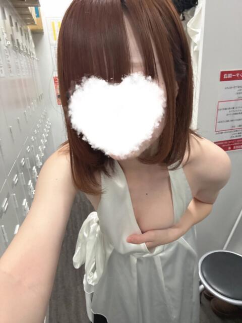 こむぎ エマニエル秋葉原（セクキャバ）