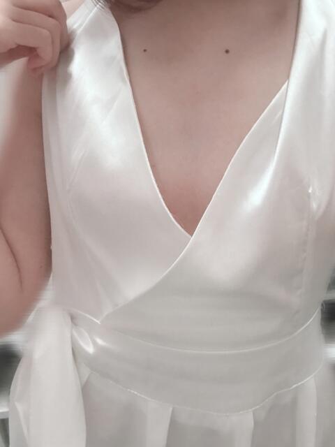 こむぎ エマニエル秋葉原（セクキャバ）