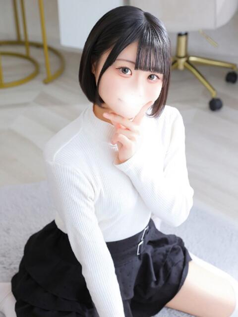 ゆか★電マ好き！黒髪ロリ学生★ Chloe鶯谷・上野店 S級素人清楚系デリヘル（デリヘル）