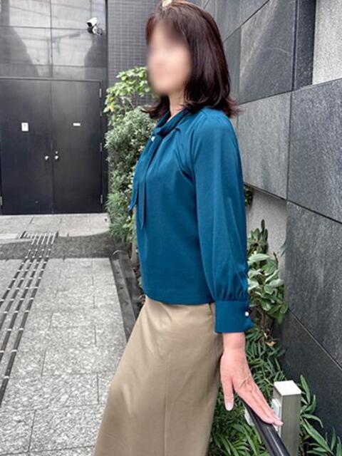 まなみ 池袋おかあさん（待ち合わせ型ヘルス）