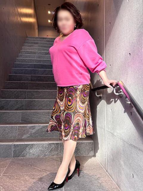 あやめ 池袋おかあさん（待ち合わせ型ヘルス）