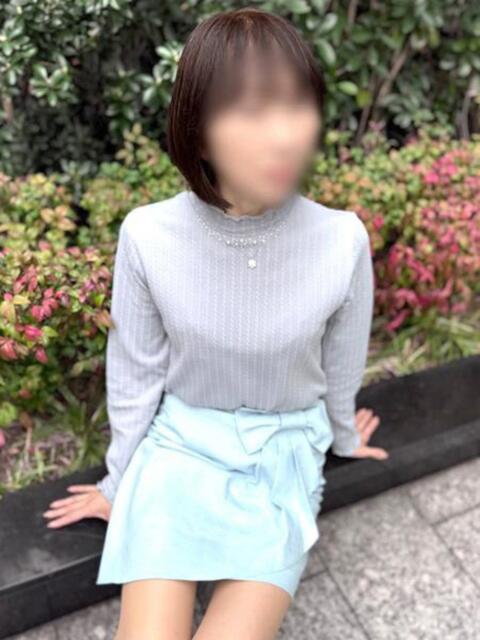 しおり 池袋おかあさん（待ち合わせ型ヘルス）