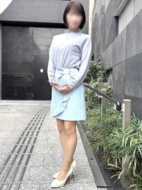 しおり 池袋おかあさん（待ち合わせ型ヘルス）