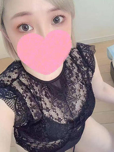 りな ラッキーラッキー（アジアンデリヘル）