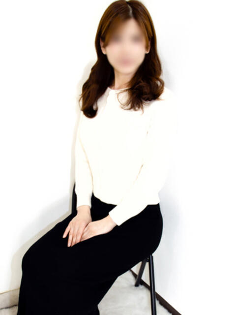 はづき 胡蝶蘭（人妻系ホテヘル）