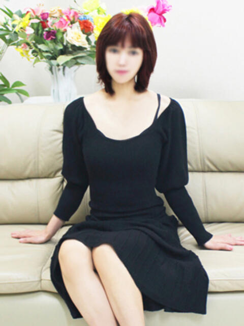 翡翠(ひすい) 立川熟女の秘密基地（熟女デリヘル）