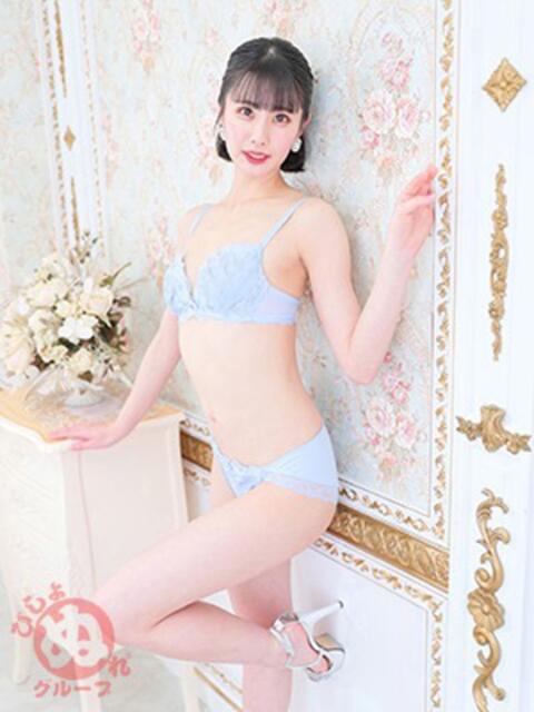 エナコ びしょぬれ新人秘書（素人コスプレデリヘル）