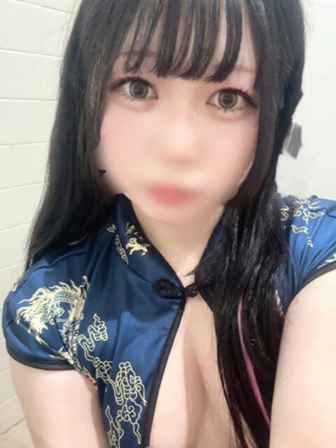 すず X-PARTY（セクキャバ）