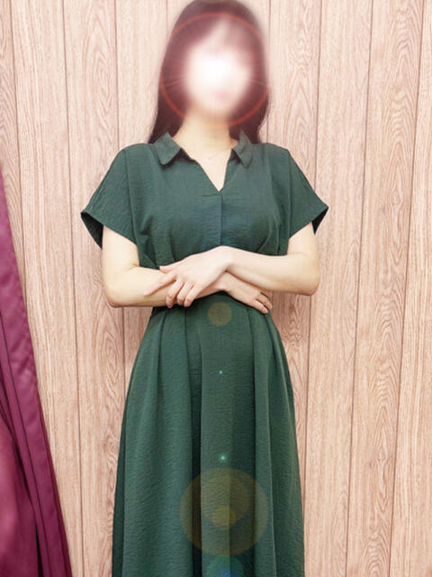 あずみ 松戸駅西口ママ友さーくる（人妻デリヘル）