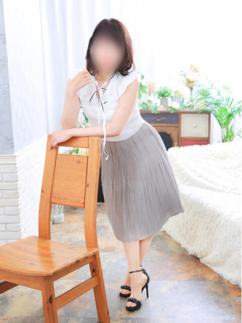 しおり 大和ナデシコ~五十路~(熟女デリヘル)