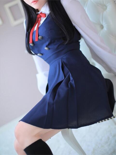 しずく　卒業したばかりの18歳♡ AROMA FACE NAKASU（ソープランド＆アロマエステ）