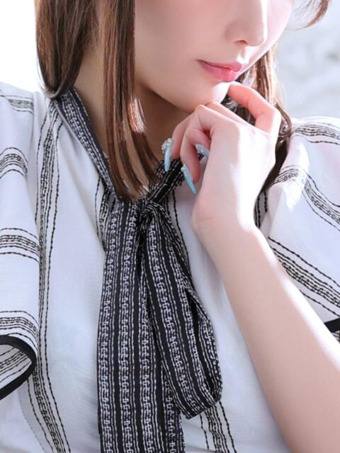 森　れな トリプルクラウン（高級デリヘル）