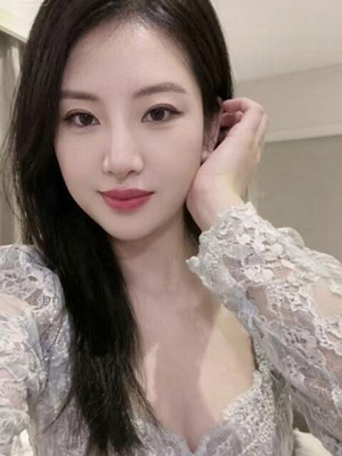 冬美 極嬢（アジアンデリヘル）