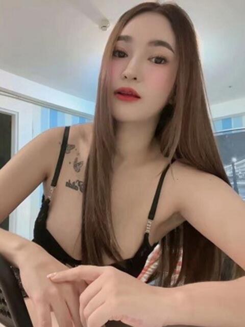 秋 極嬢（アジアンデリヘル）