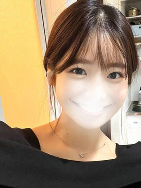 長瀬ひめな 断りきれない美人マッサージ嬢たち（デリヘル＆エステ）