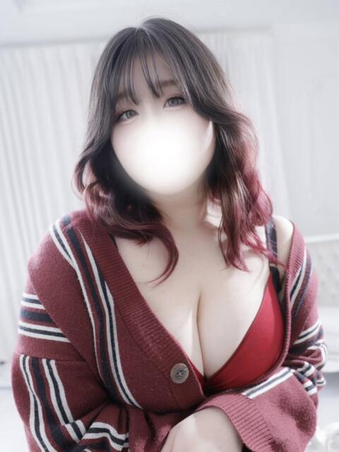 さき ぽっちゃり巨乳素人専門店ぷにめろ池袋店（ぽっちゃり系デリヘル）