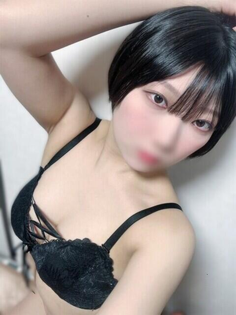 まりな CCキャッツ（受付型M性感＆派遣型M性感）