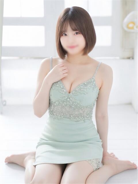 さな アムールクリスタル（ファッションヘルス）