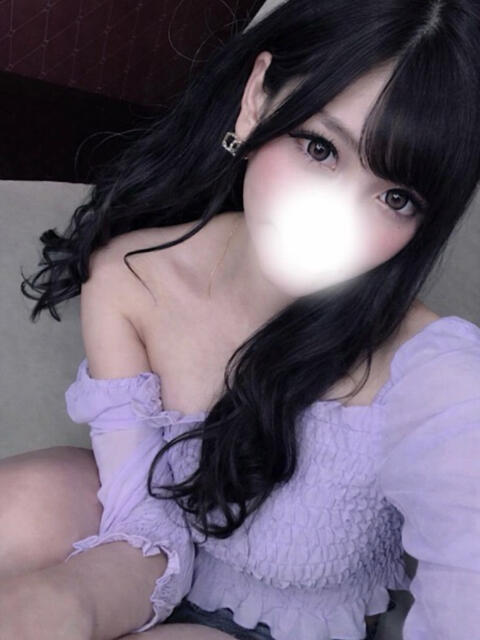 ゆうみ〜正真正銘のドM美人奥様 エロ過ぎる奥様　厚木店（デリヘル）