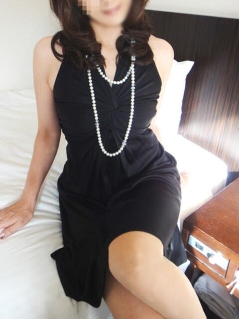 五条あおい 有閑婦人＆Diana大阪店（人妻＆お姉様系デリヘル）