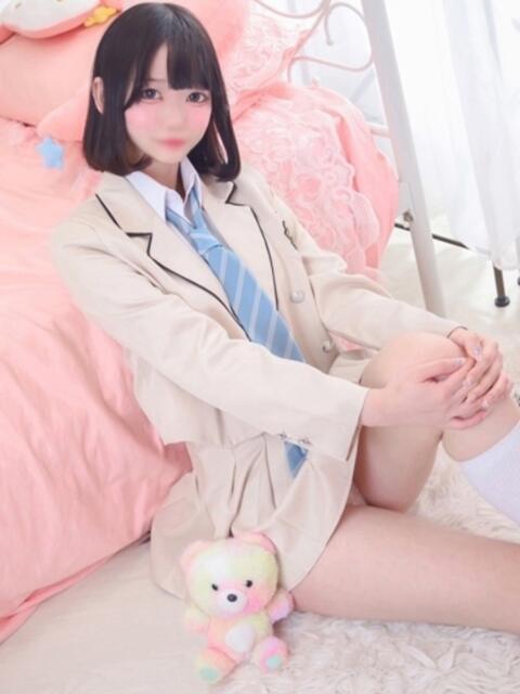 なる E+アイドルスクール池袋店（デリヘル）
