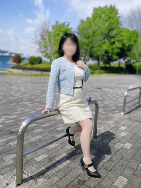 安藤えり こあくまな人妻・熟女たち東広島店（KOAKUMAグループ）（人妻・熟女デリヘル）