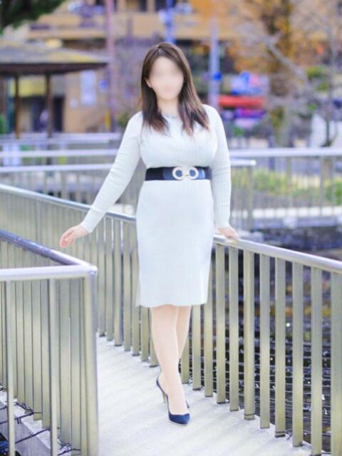 美鈴 ありさ こあくまな人妻・熟女たち岡山店（KOAKUMAグループ）（人妻・熟女デリヘル）