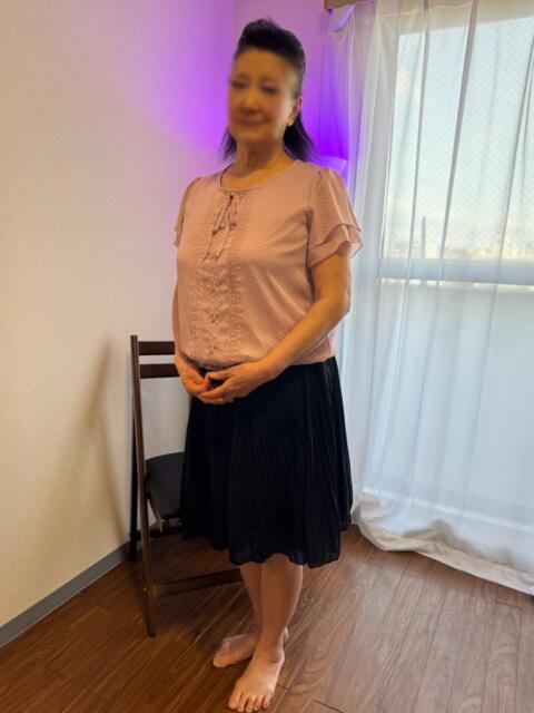 すず しゅうかつ倶楽部（人妻・熟女デリヘル）