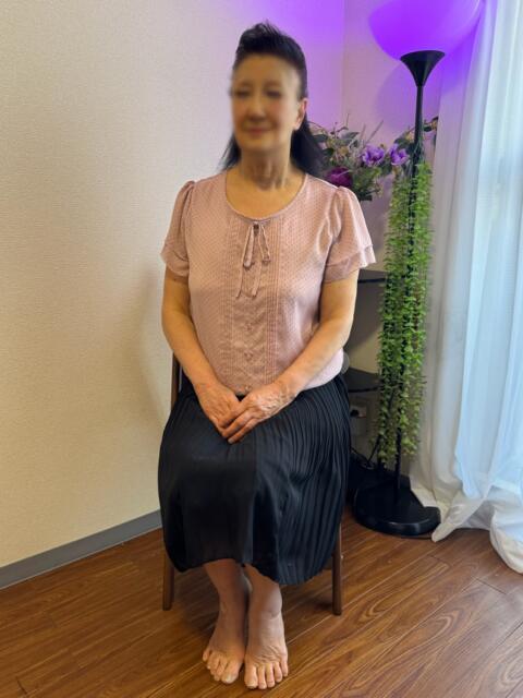 すず しゅうかつ倶楽部（人妻・熟女デリヘル）