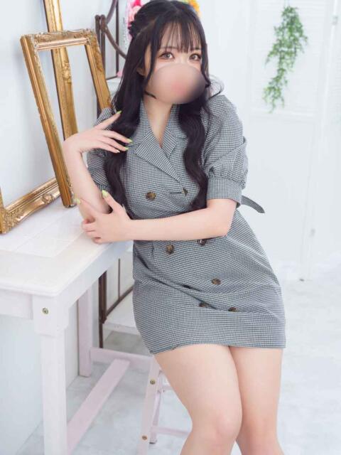 ひかる 脱がされたい人妻 越谷店（人妻系デリヘル）