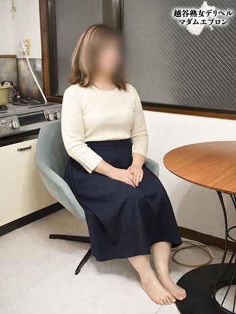 くるみ【コマダム】 越谷熟女デリヘル マダムエプロン（熟女デリヘル）