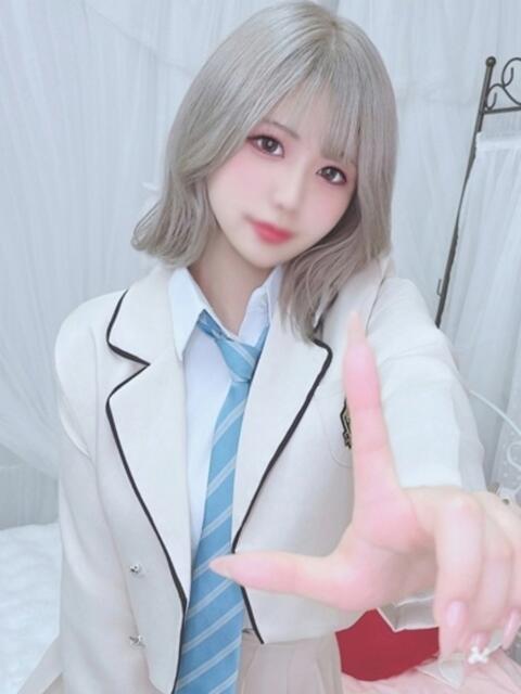 りん E+アイドルスクール品川店（デリヘル）