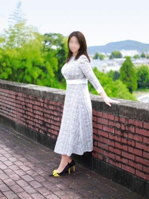 川畑由梨 こあくまな人妻・熟女たち岡山店（KOAKUMAグループ）（人妻・熟女デリヘル）
