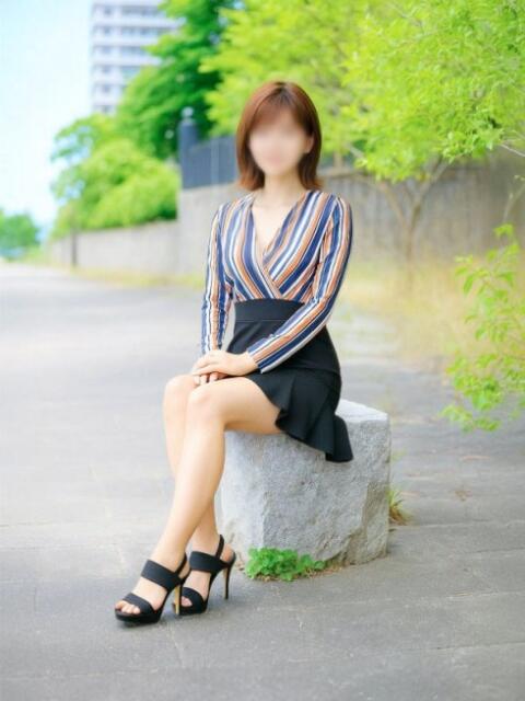 里中 あいり こあくまな熟女たち小倉店（KOAKUMAグループ）（人妻・熟女デリヘル）