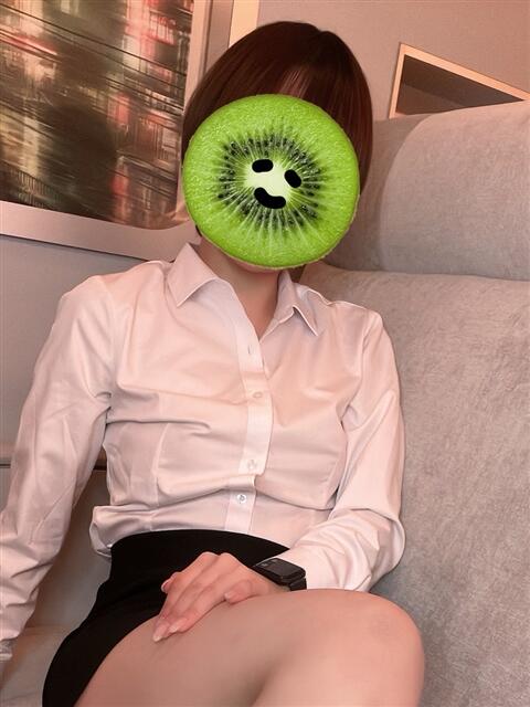 札幌なぎさ ぎゅーぎゅう電車（いちゃキャバ）