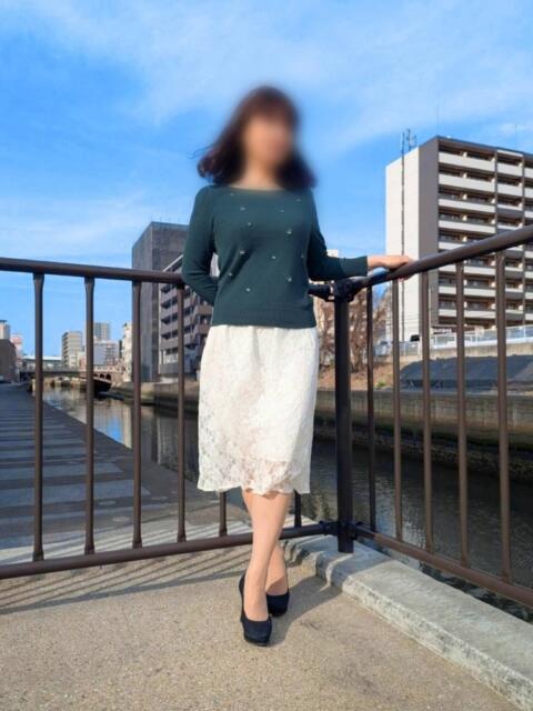 みなこ 人妻倶楽部　ひまわり（人妻デリヘル）