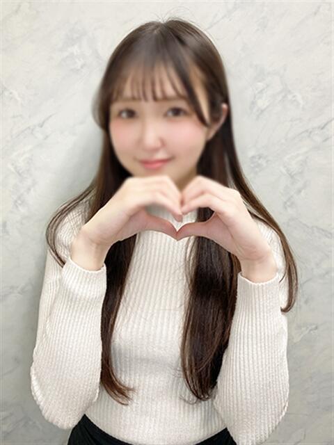 みい 渋谷くいーんず（素人専門ホテヘル＆デリヘル）