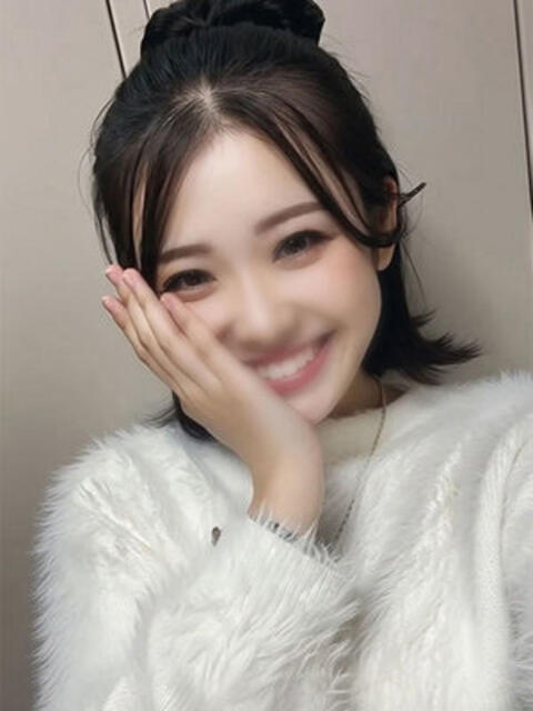 松岡はな 断りきれない美人マッサージ嬢たち（デリヘル＆エステ）