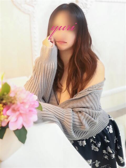 ゆり 西船人妻花壇（人妻デリヘル）