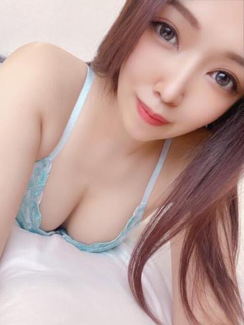 ねお【GOLDcourse】 お姉さん人妻専門店FANTASY（デリヘル）